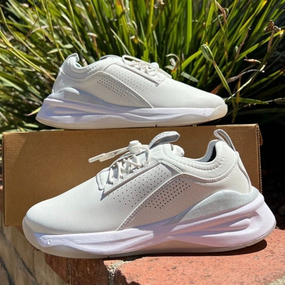 Clove Womens Healthcare Brilliant White Sneaker NEW - Picture 6 of 12